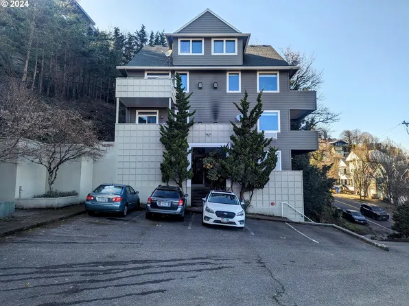 1640 SW Montgomery St, Portland, OR 97201