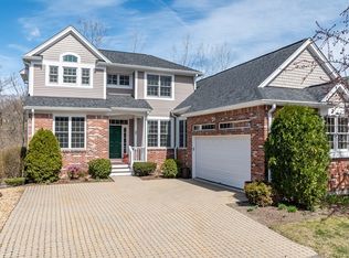 26 Rose Court Way, East Walpole, MA 02032