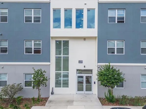 1230 Southstation Pl Unit 304, Orlando, FL 32809