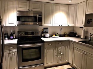 2693 Sabal Springs Cir APT 102, Clearwater, FL 33761