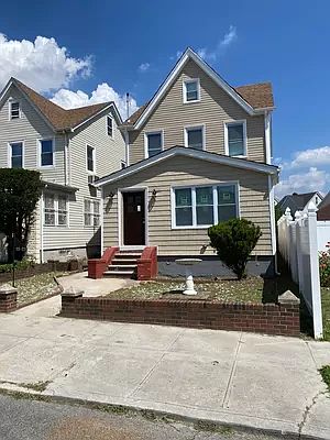 2nd image of 115-23 210th St #R