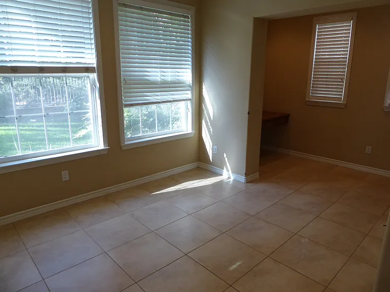 26149 W Shadow Rock Ln — Photo 7