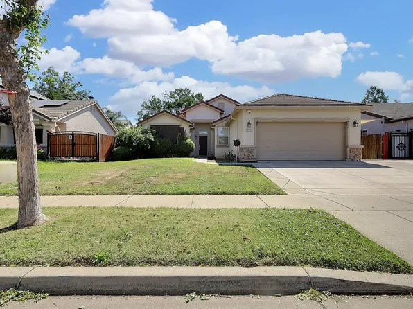 2375 Michigan Ct, Yuba City, CA 95991