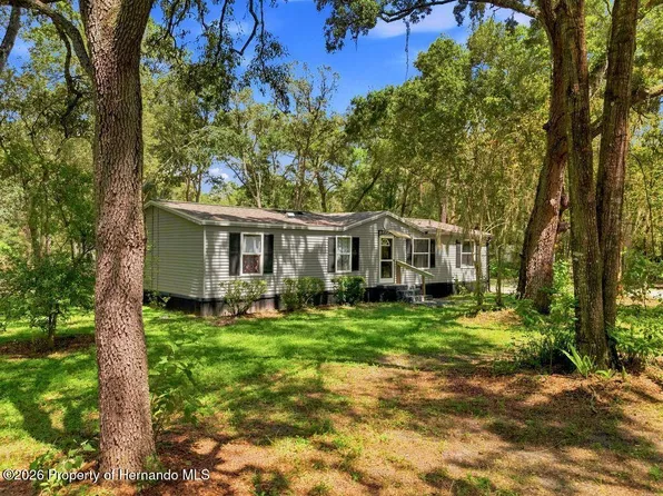 7395 Robb Rd, Brooksville, FL 34602