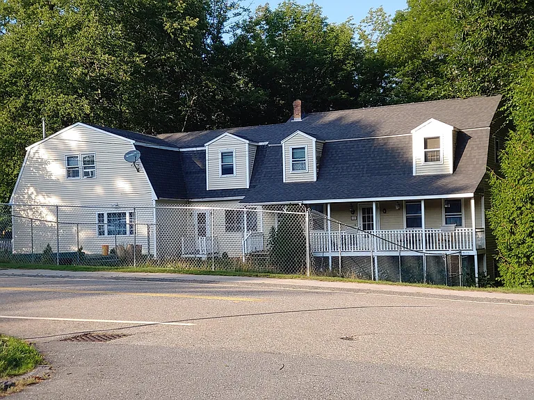 22 Winslow Ave — Photo 1