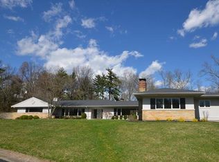 5740 Beech Grove Ln, Cincinnati, OH 45233