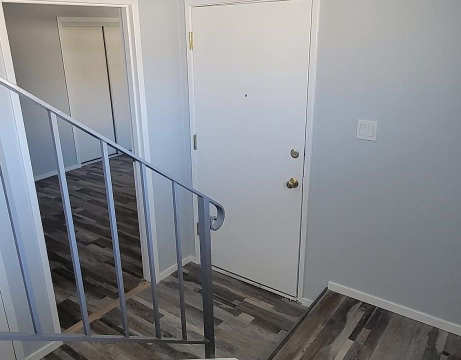 1st image of 72 Penhurst Ave