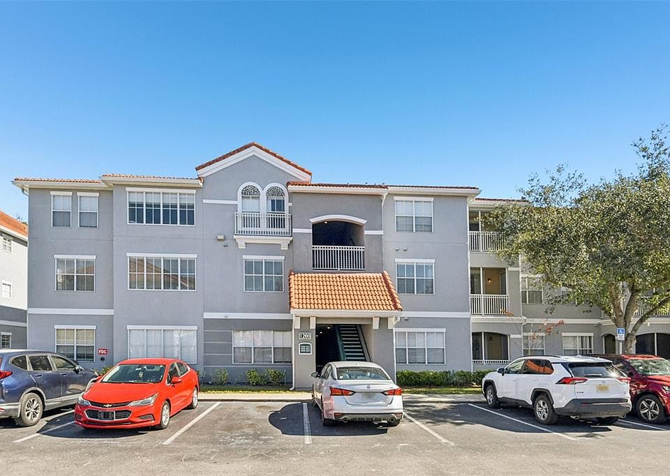 1st image of 18001 RICHMOND PLACE DRIVE #1213