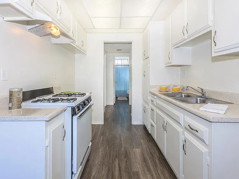 Orleans Apartment Homes — Photo 16