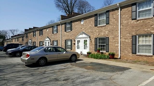 1st image of 812 S Main St APT 14