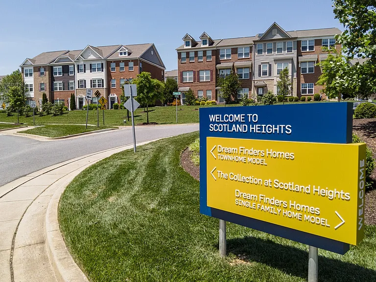 Collection at Scotland Heights — Photo 25