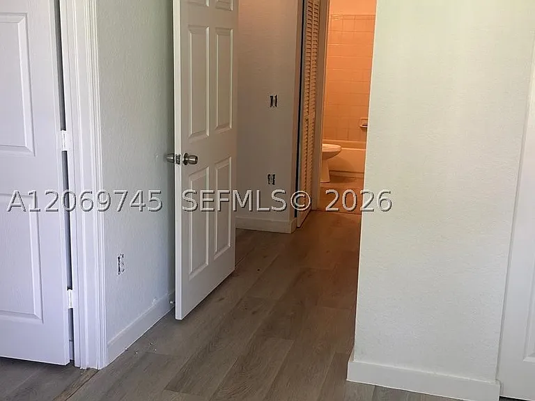 2703 Belmont Ln #2703 — Photo 2