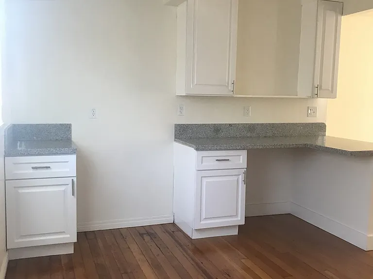 337 W Arden Ave — Photo 6