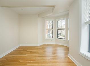 2250 N Southport Ave, Chicago, IL 60614
