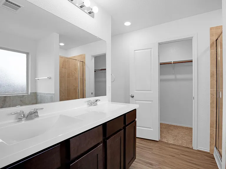 21409 Resource Rd — Photo 13