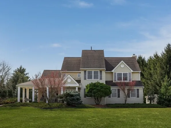 67 Bronson Way, Montgomery Twp., NJ 08558