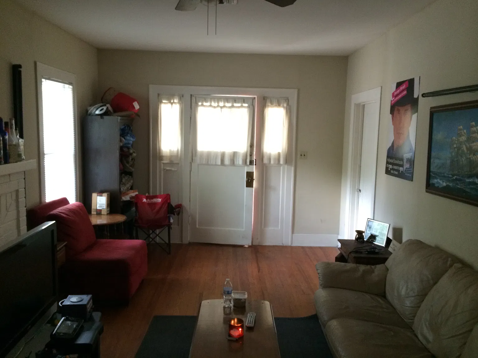 4 bed, 1400 sqft, $3,295 — Photo 3