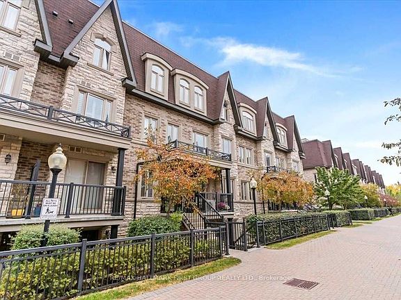 3rd image of 320 John St Unit 102