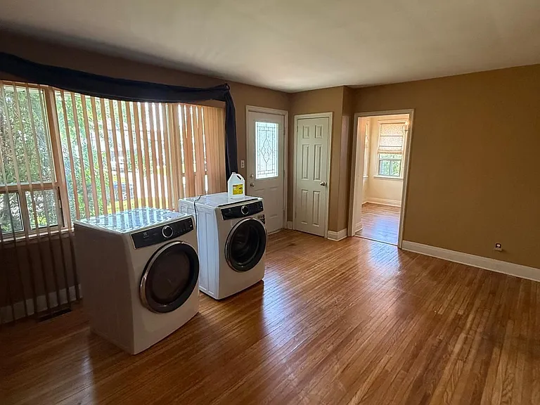 88 Crestview Ave — Photo 6