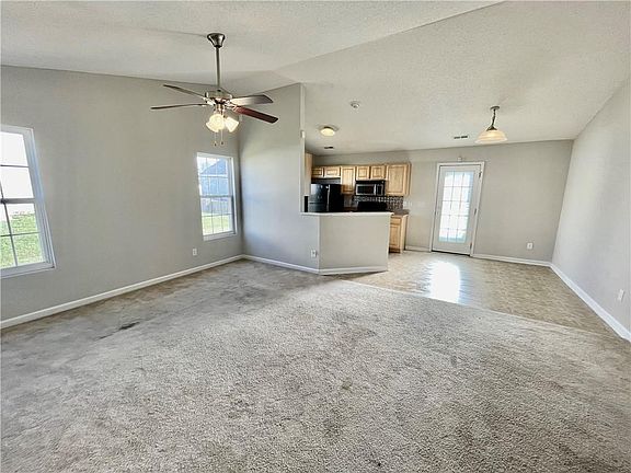 2nd image of 6 Bruin Ct
