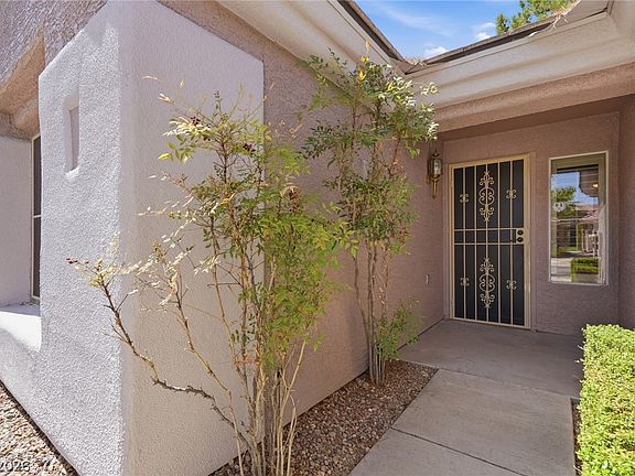 5th image of 507 Dart Brook Pl