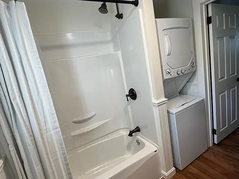 2 Clark St #1 — Photo 16