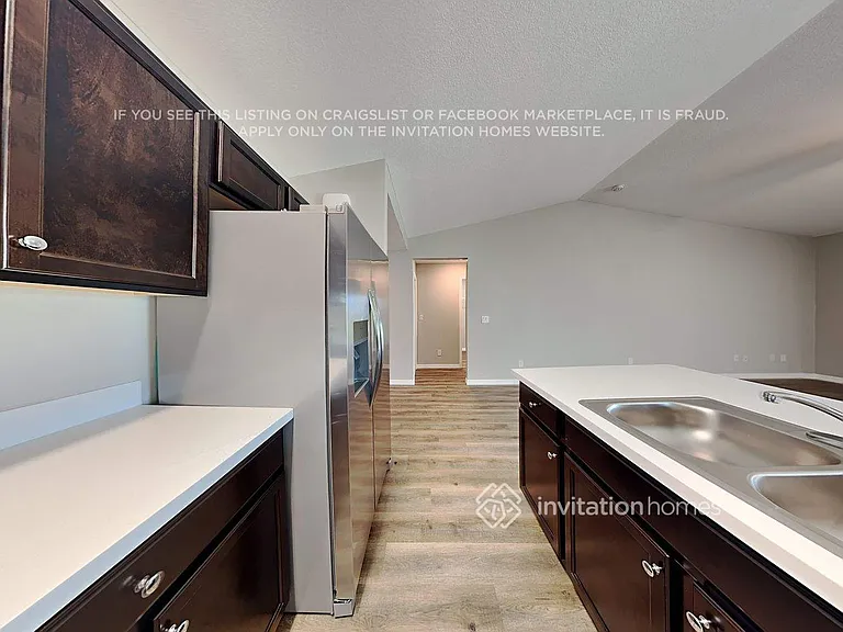 625 NW 7th Pl — Photo 8
