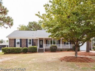 3725 Floyd Dr, Hope Mills, NC 28348