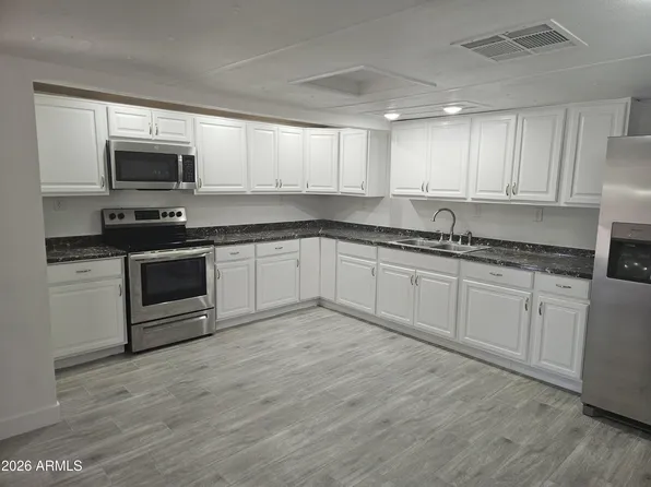 1584 N Wood St, Casa Grande, AZ 85122