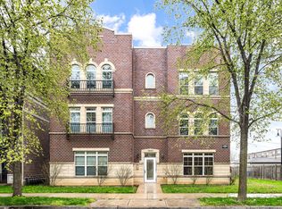 3843 S Langley Ave #301, Chicago, IL 60653
