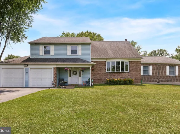 75 Cherokee Dr, Richboro, PA 18954