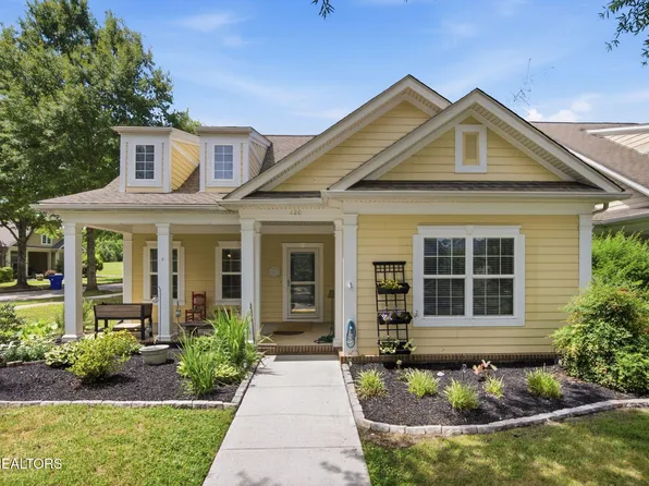 120 Fortenberry St, Oak Ridge, TN 37830