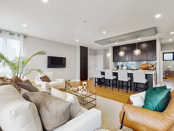 3rd image of 1203 W Superior St #1C