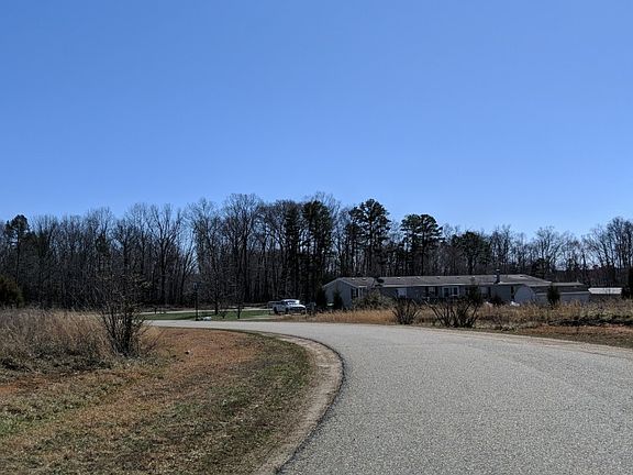 4th image of 117 Arborgate Loop