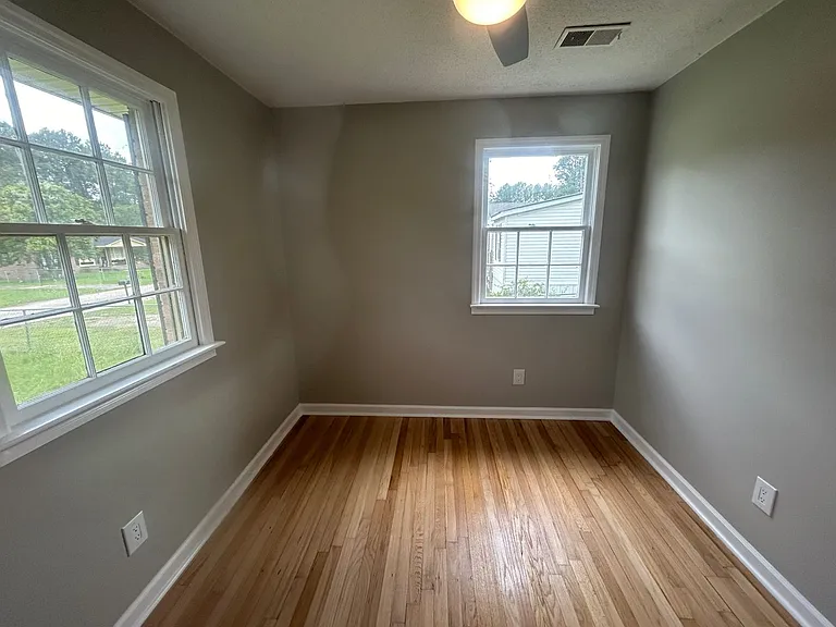 210 Cabin Creek Blvd — Photo 20