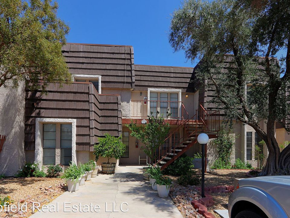 1st image of 3913 Cambridge St #3