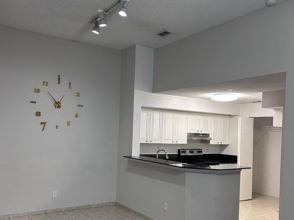 5th image of 8225 Ibis Club Dr #216