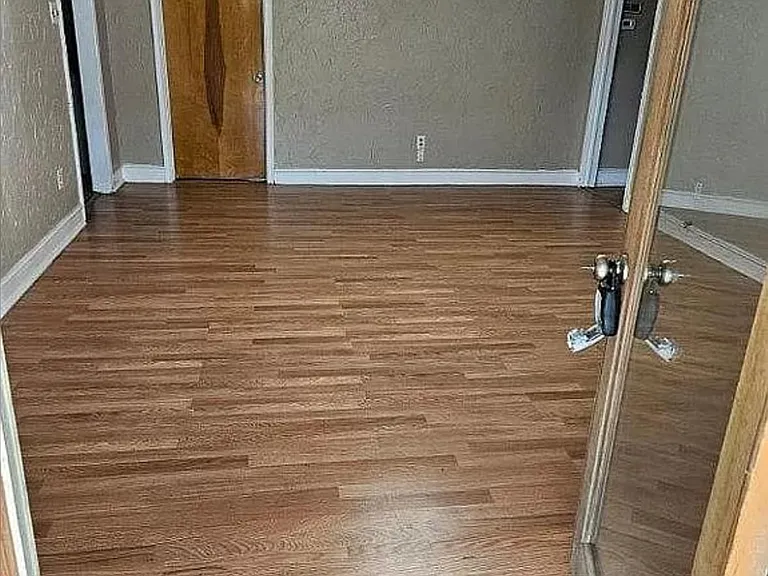 419 N Ballard Ave — Photo 17