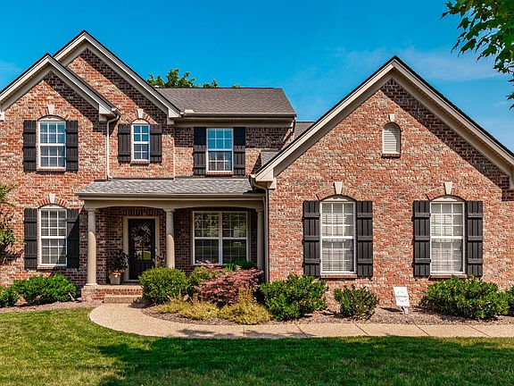 2nd image of 1077 Avery Trace Cir