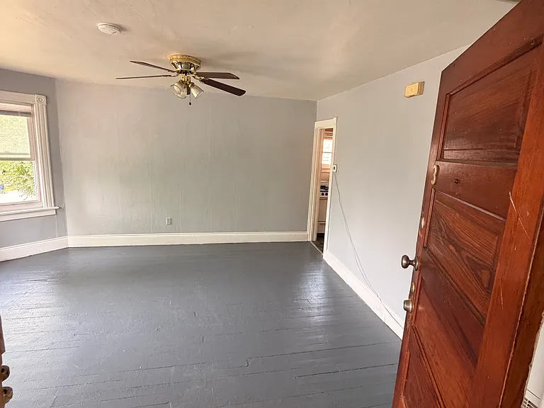402 N Birney St #3 — Photo 1