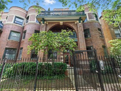 907 W Gordon Ter APT 3, Chicago, IL, 60613