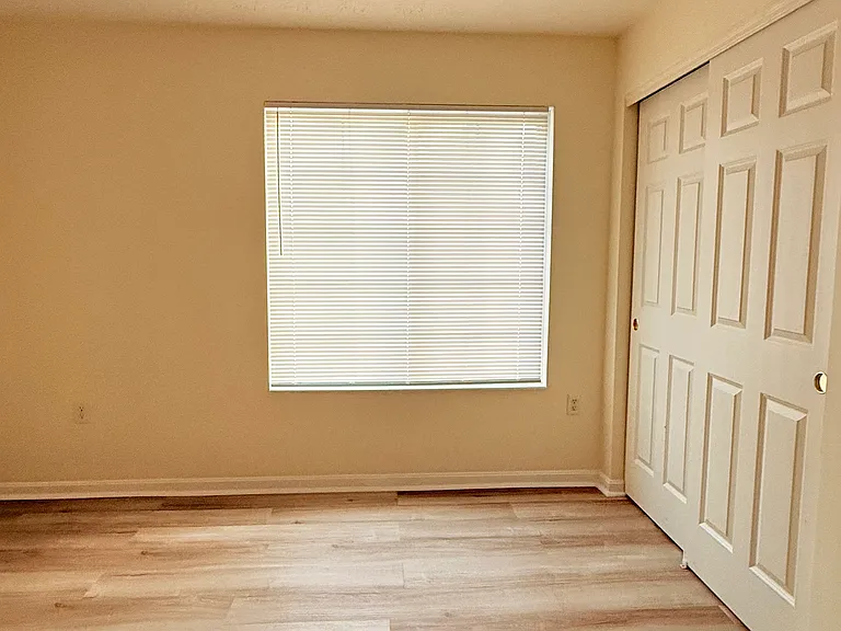 3044 Westminster Dr #309 — Photo 13