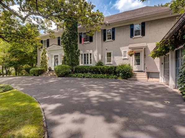 1240 Tower Rd, Winnetka, IL 60093