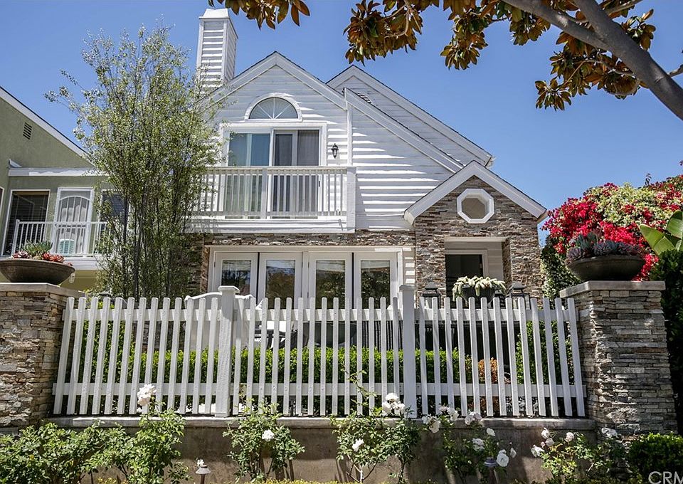 2nd image of 717 Fernleaf Ave