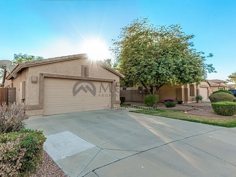 15807 W Marconi Ave — Photo 2