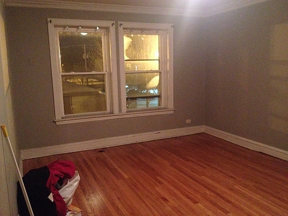 2nd image of 6688 N Northwest Hwy #A