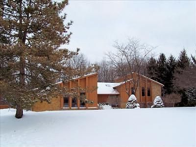 1st image of 5785 Oak Creek Ln
