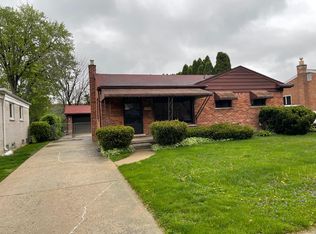 8059 Lincoln St, Taylor, MI 48180