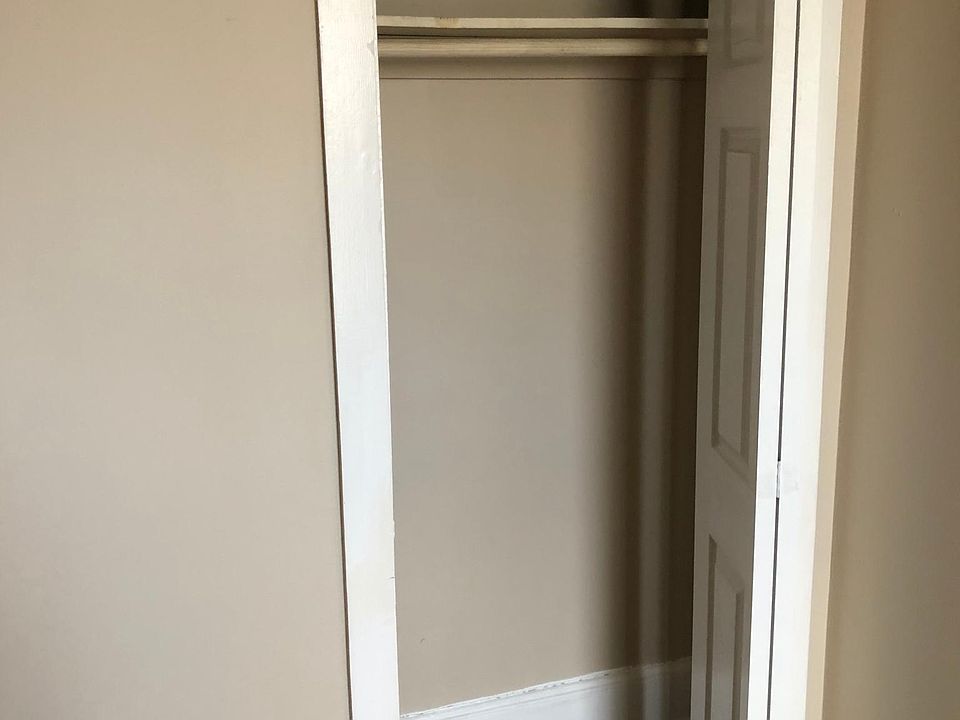 1st image of 142 E 114th Pl Unit 1