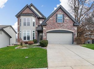 100 Long And Winding Rd, Saint Peters, MO 63376